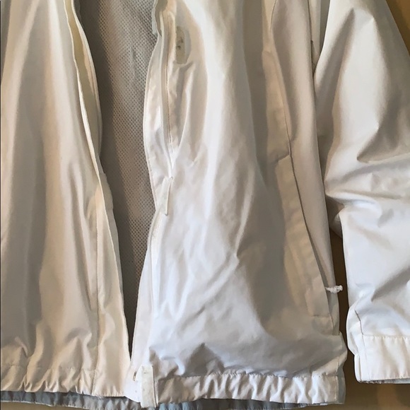 Women’s White Columbia Jacket - Picture 3 of 10